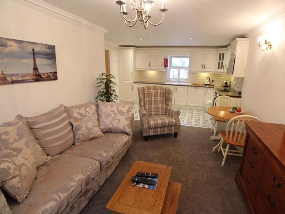 Ferienwohnung The Post House Kinsale Exterior foto