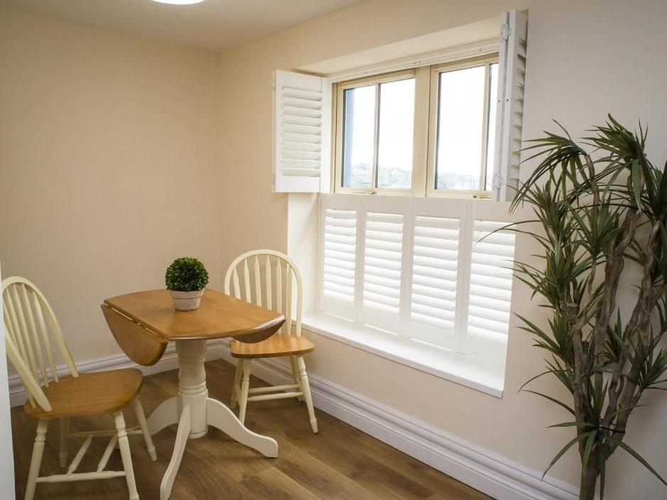 Ferienwohnung The Post House Kinsale Exterior foto