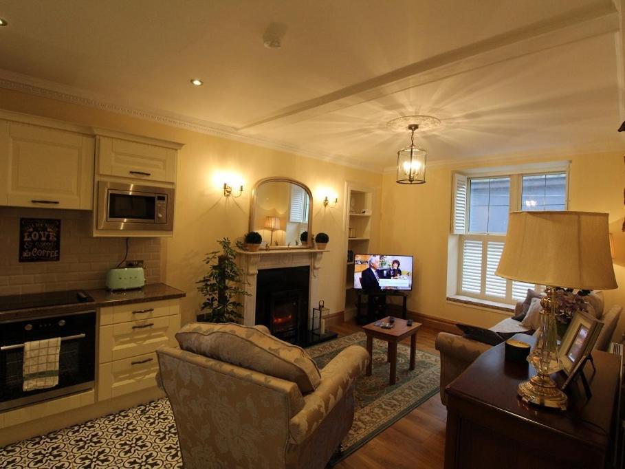 Ferienwohnung The Post House Kinsale Exterior foto